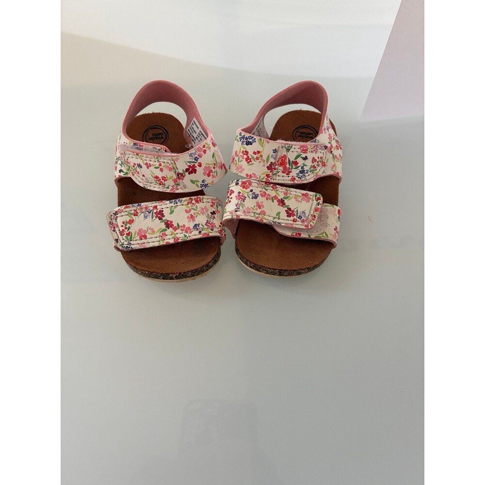 Wonder Nation Toddler Girls Floral Sandals – Size 3. White and Pink